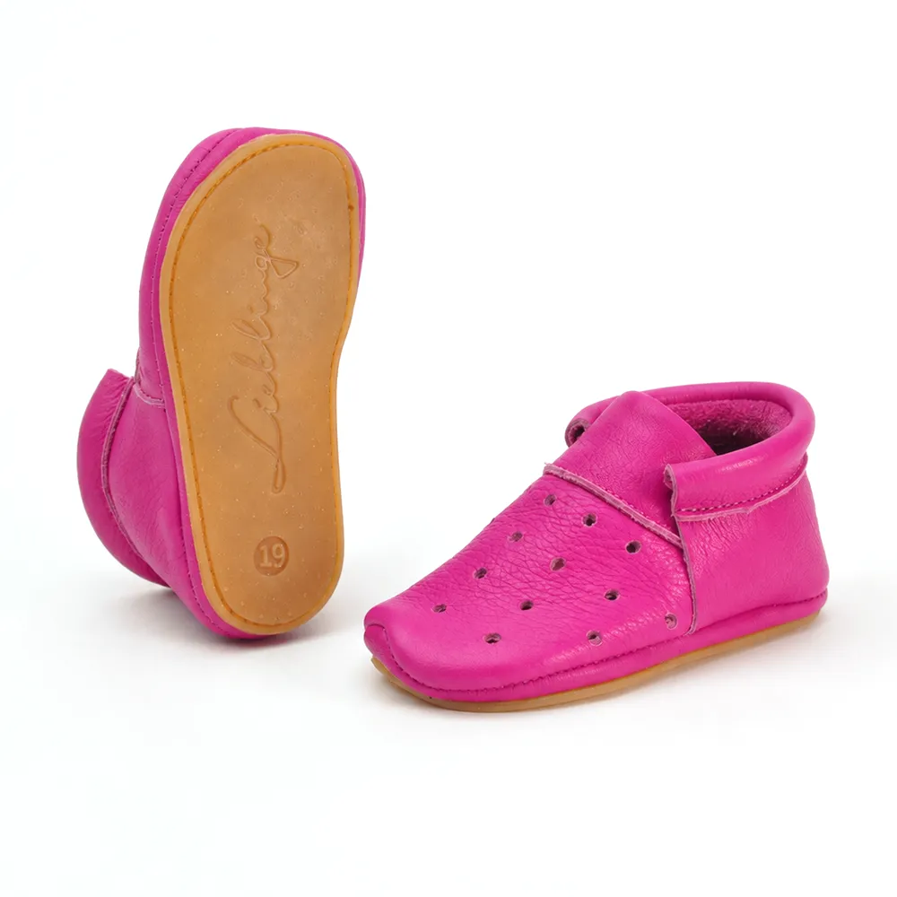 Lieblinge ökologische Lauflernschuhe für Sommer. AIRIES für Laufstarter mit schadstoffgerüfter Naturkautschuksohle #farbe_magenta