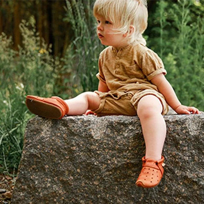 Lieblinge ökologische Kinderbarfußschuhe schadstofffrei AIRIES für Läufer 22 / cognac #farbe_cognac